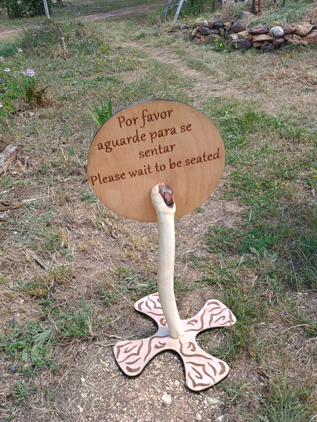 sign - please wait - back