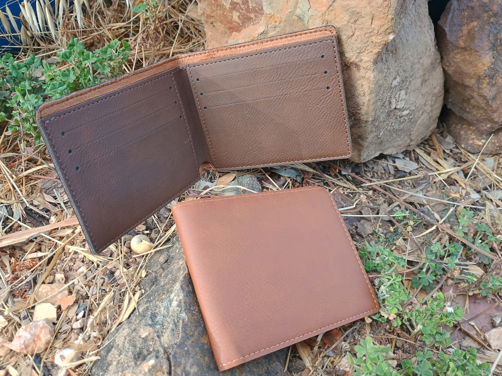 engraved wallet - original