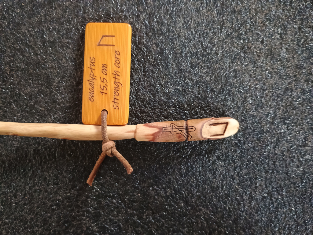 eucalyptus 15.5cm strength core