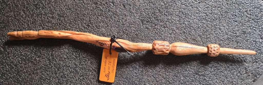 eucalyptus 32cm dragon core details