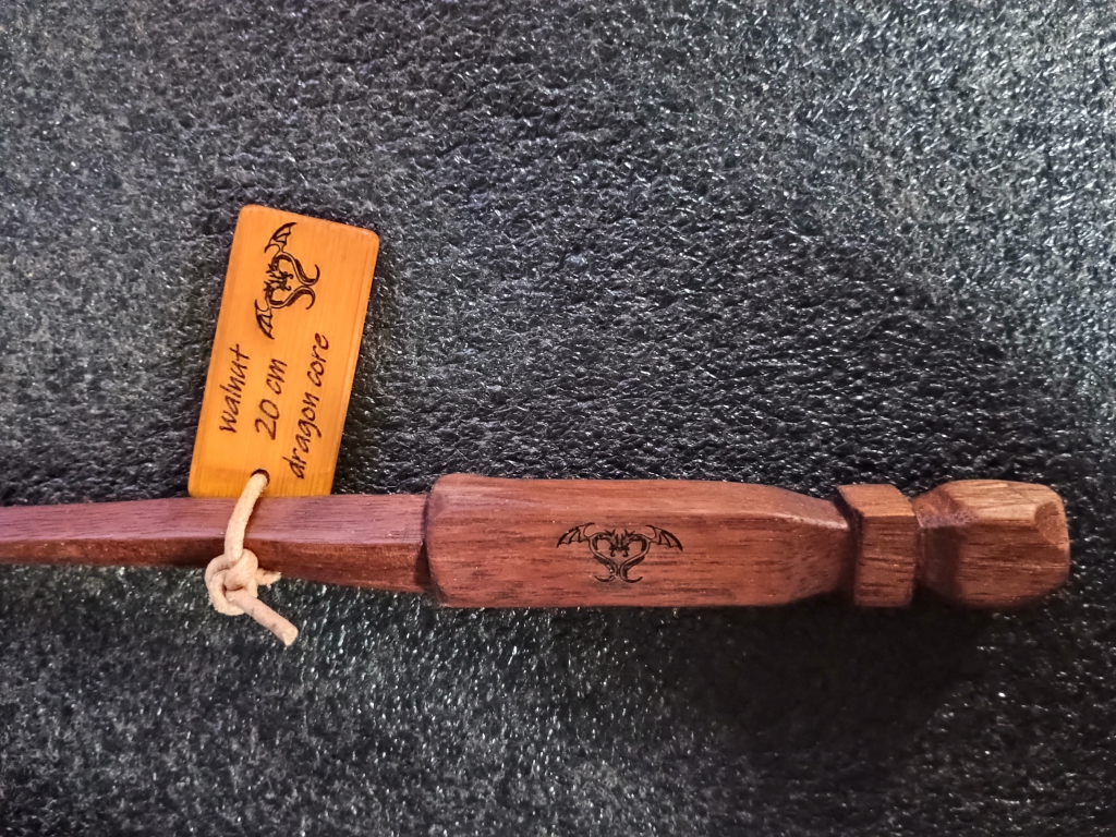 walnut 20cm dragon core